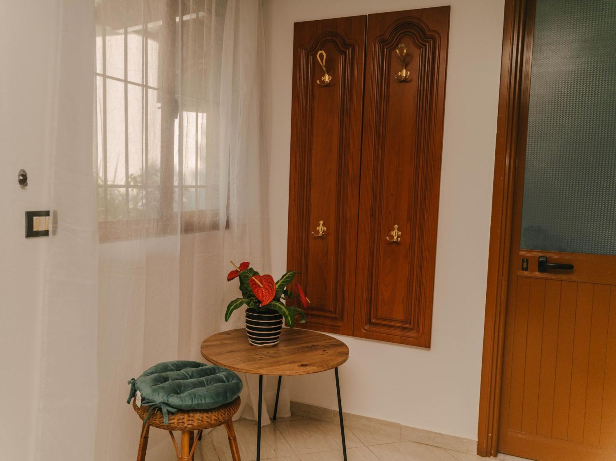 Peaceful Villa In New Bazaar Tirana Exteriör bild